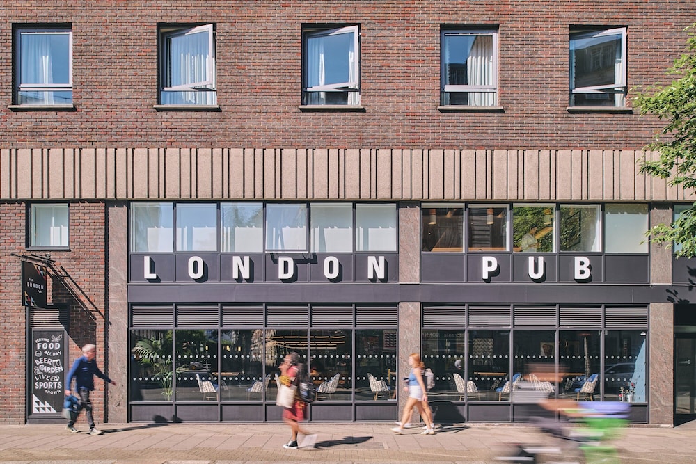 Royal National Hotel