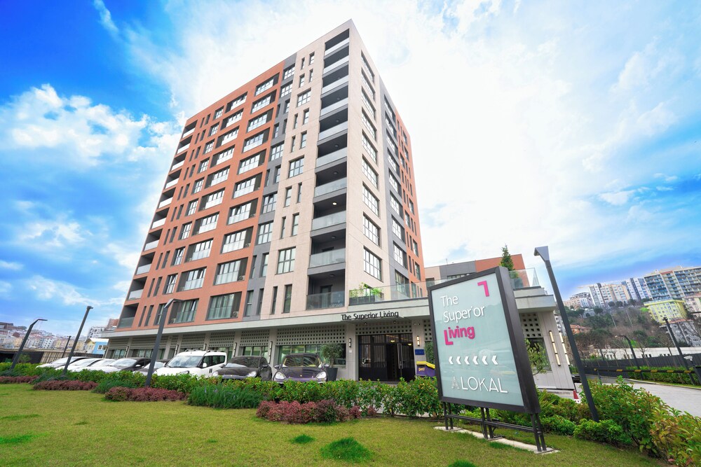 The Superior Living Kagithane