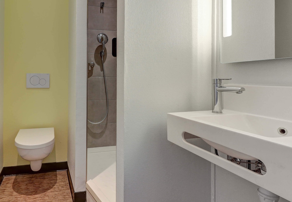 Hotel B&B Hotel Dijon Centre, Frankreich, Dijon. Großes 98