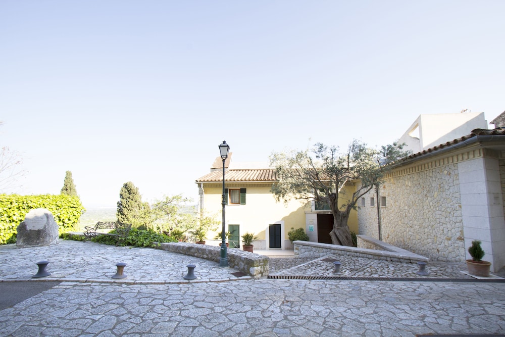 Can Cota Boutique Hotel