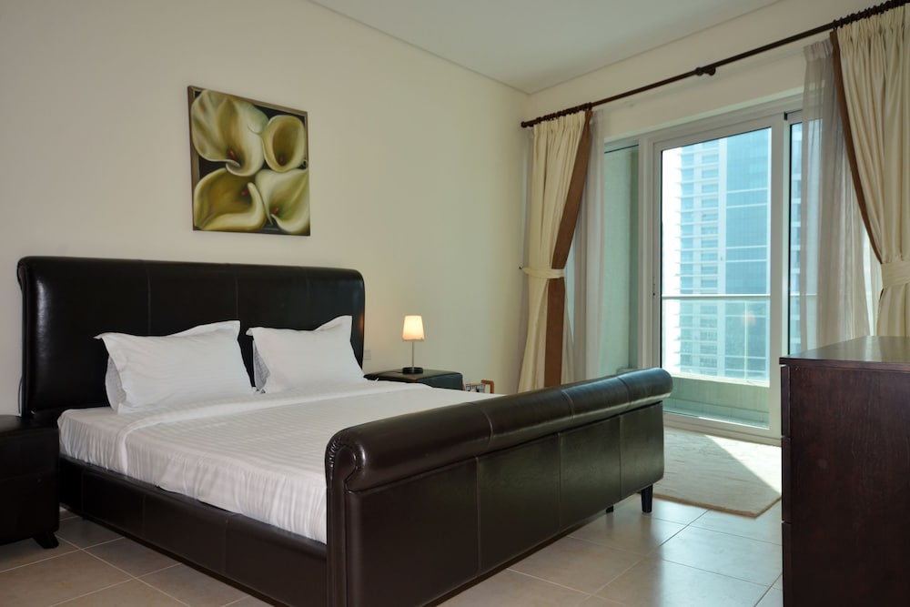 Faraway Homes - Marina Heights