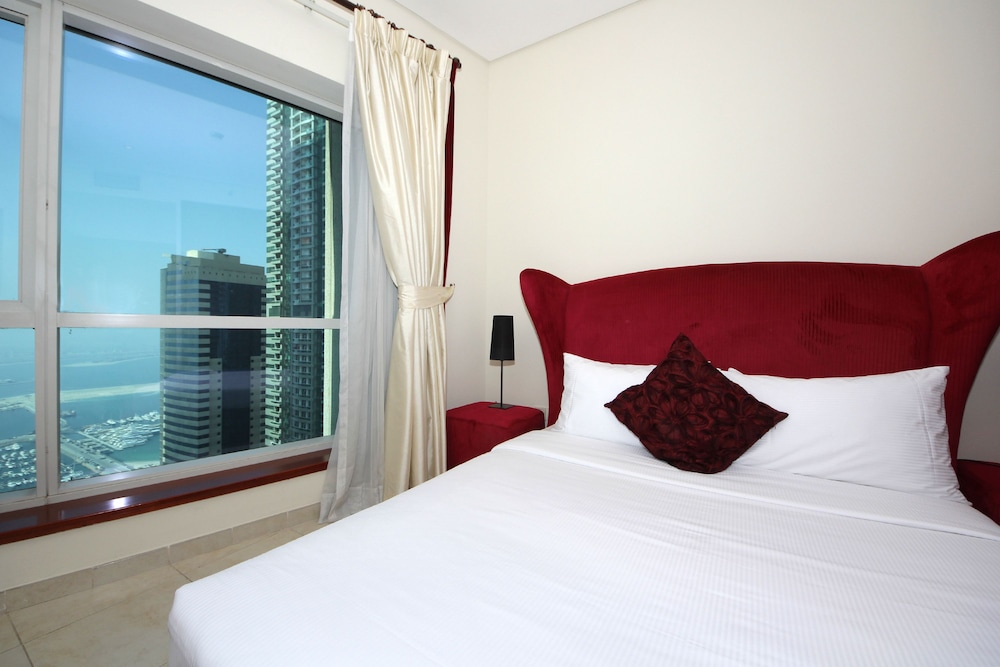 Faraway Homes - Marina Heights