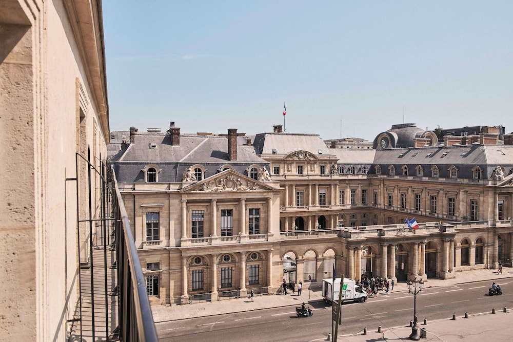 Hotel du Louvre