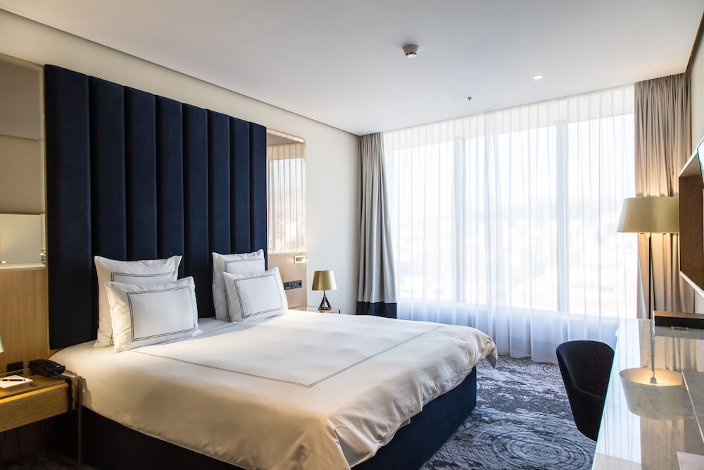 Hotel Swissotel Sarajevo, Bosnien und Herzegowina, Sarajevo. Großes 683