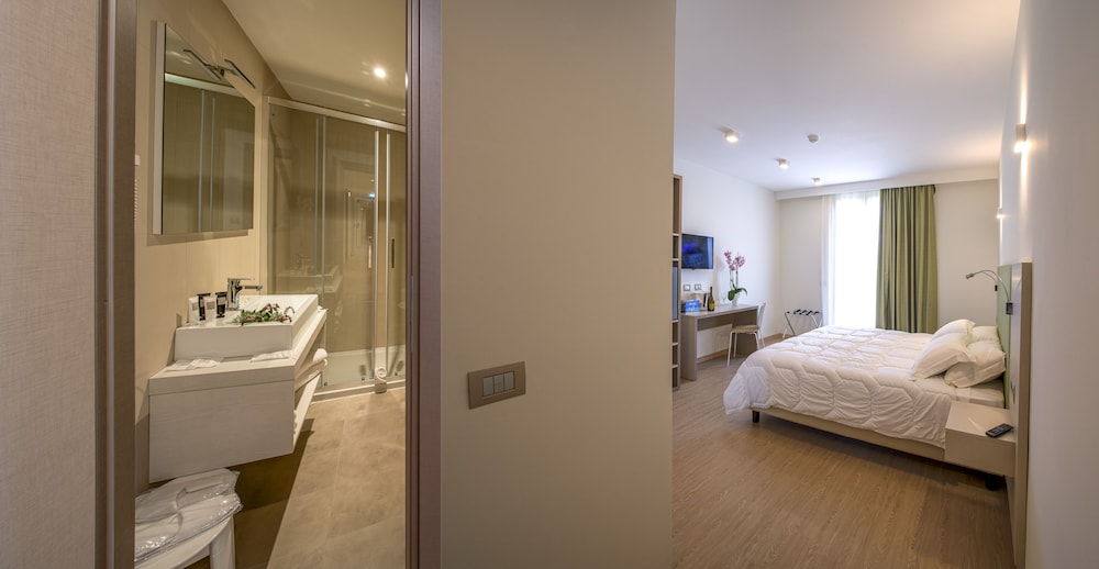 Hotel Stele di Nora, Italien, Pula. Großes 118