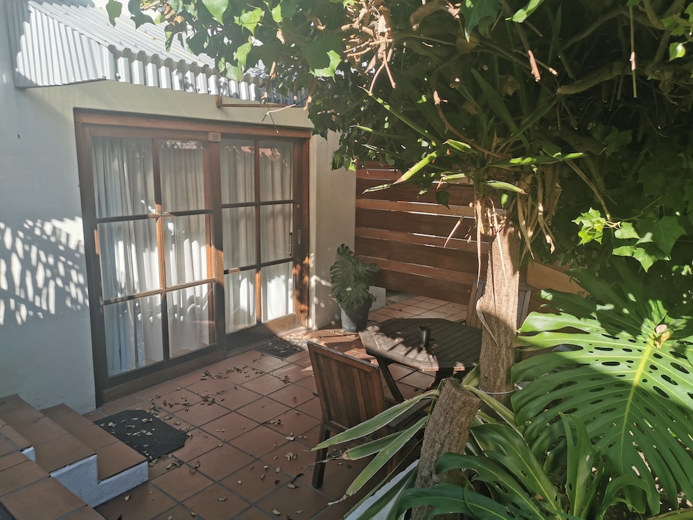 Little Scotia Guest House