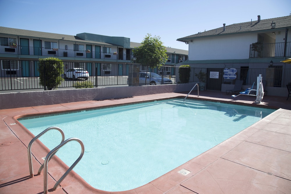 Hotel Studio6 National City, CA - Naval Base San Diego, USA, National City. Großes 160