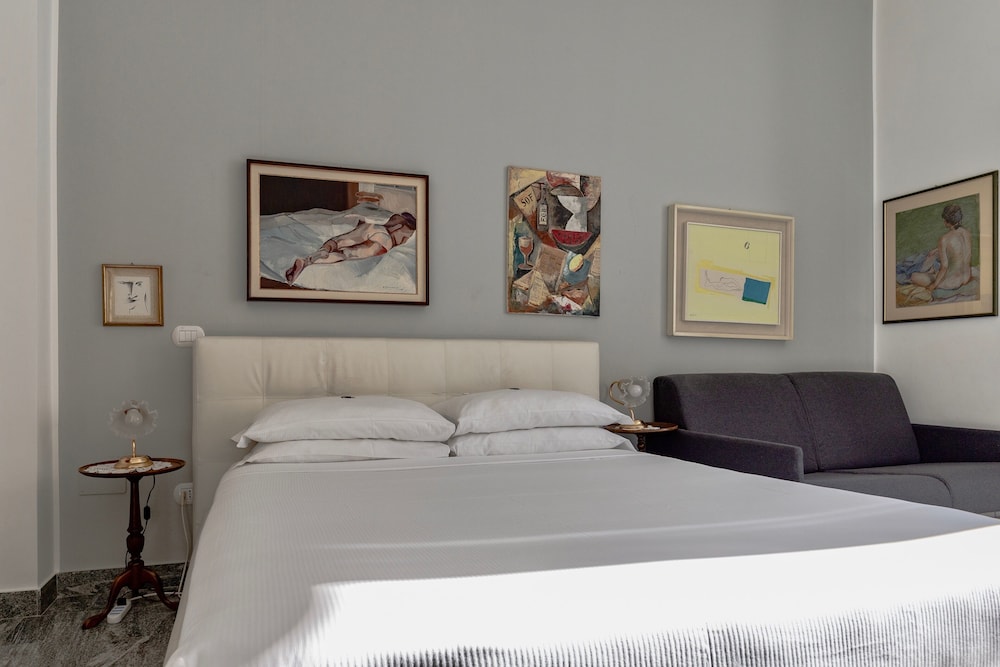 Aiello Suites Executive