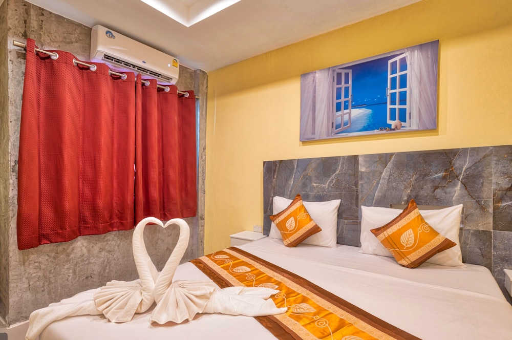 TJ Patong Hotel (SHA Plus+)