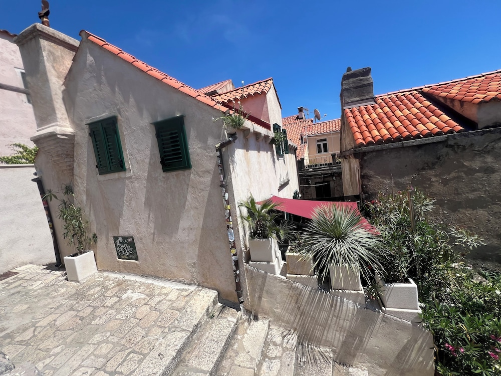 La Vita e Bella I [VR]