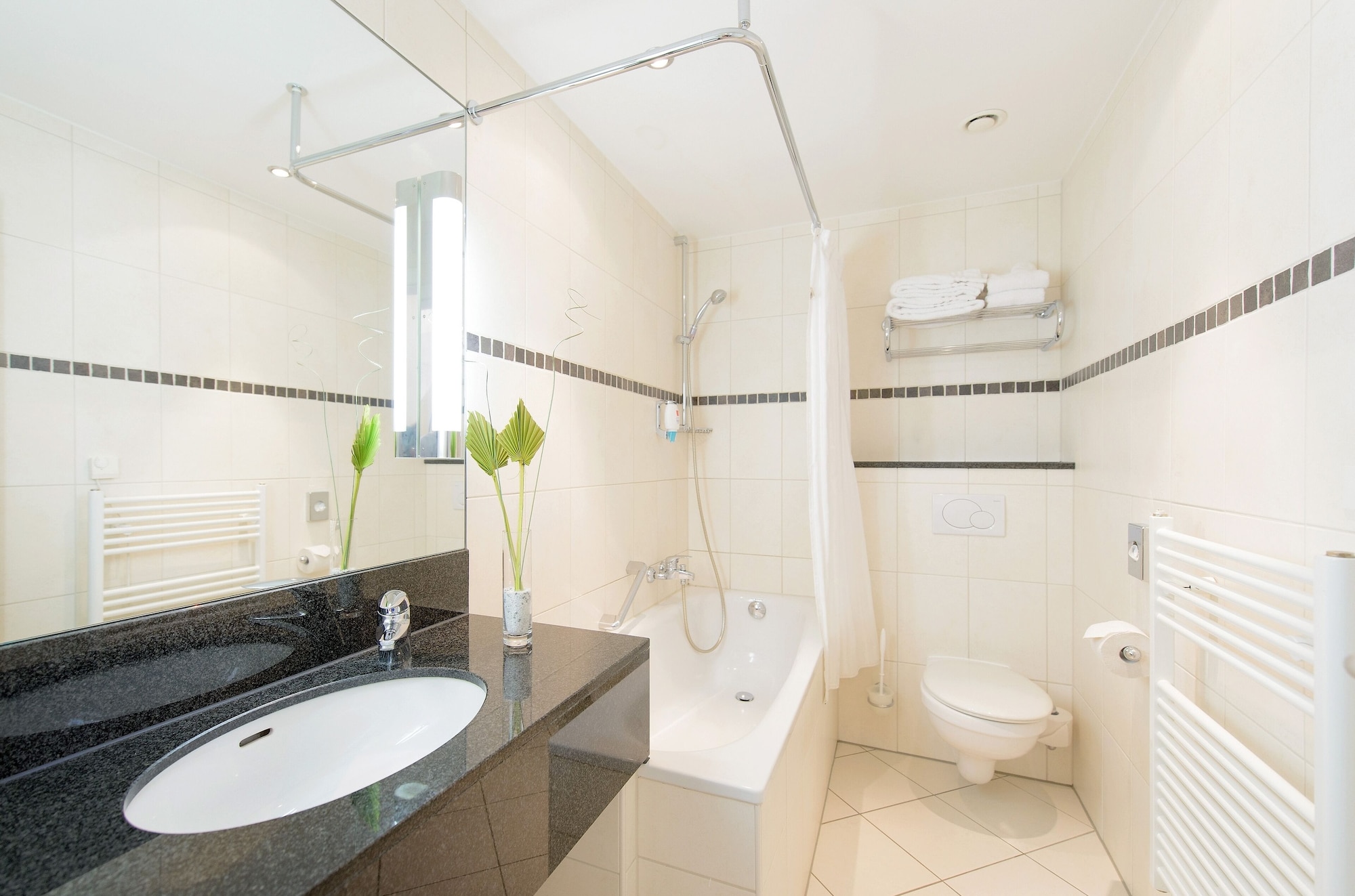 Hotel Mercure Hotel Koeln Belfortstrasse, Deutschland, Köln. Großes 417