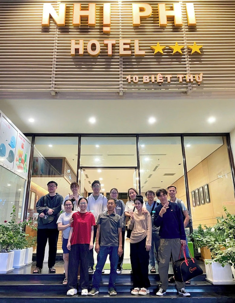 Nhi Phi Hotel