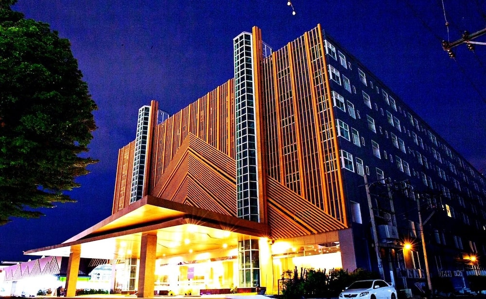 The Srivaree Airport Hotel