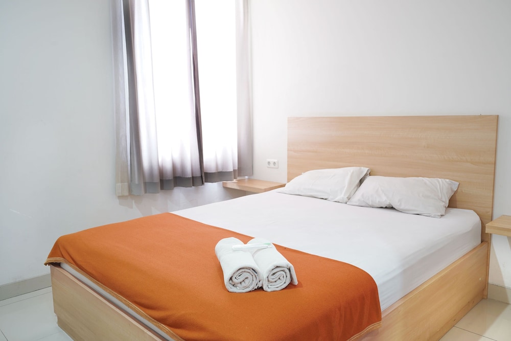 RedDoorz @ Mas Mansyur