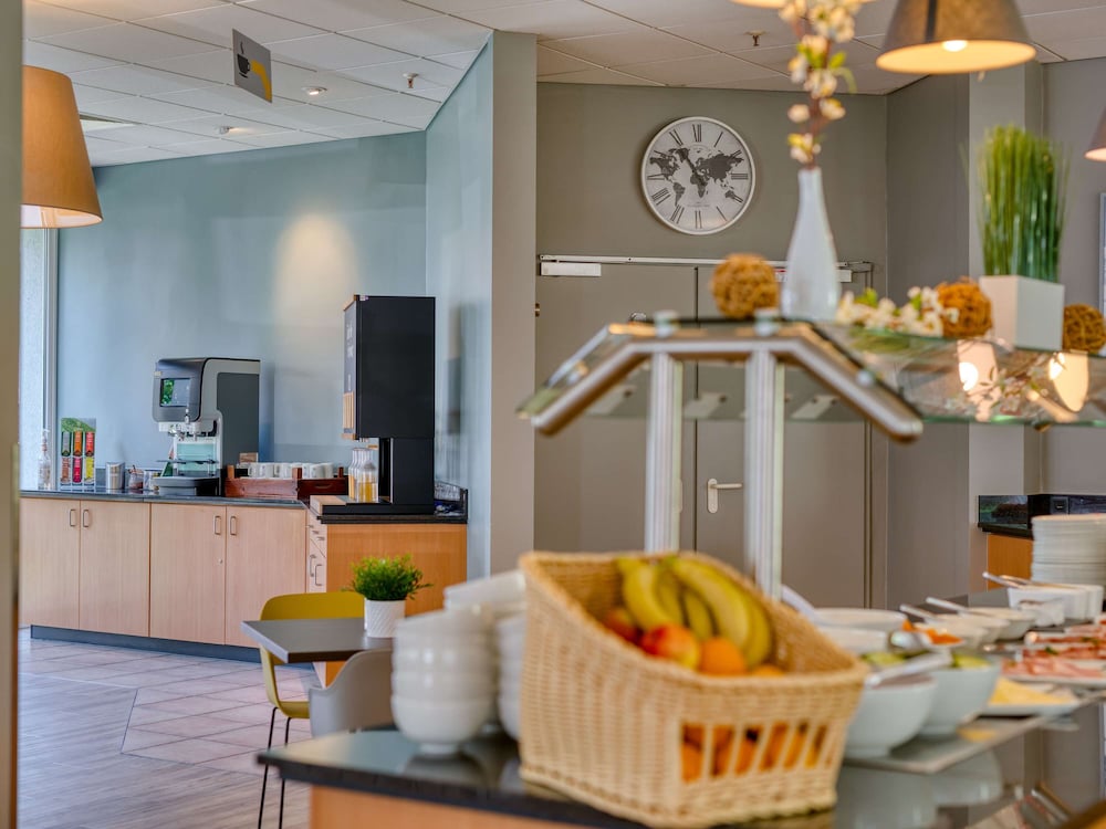 Hotel ibis Frankfurt Messe West, Deutschland, Frankfurt am Main. Großes 259