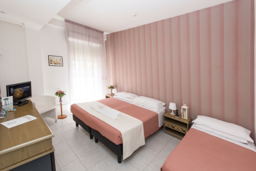 Hotel Cristina Corona