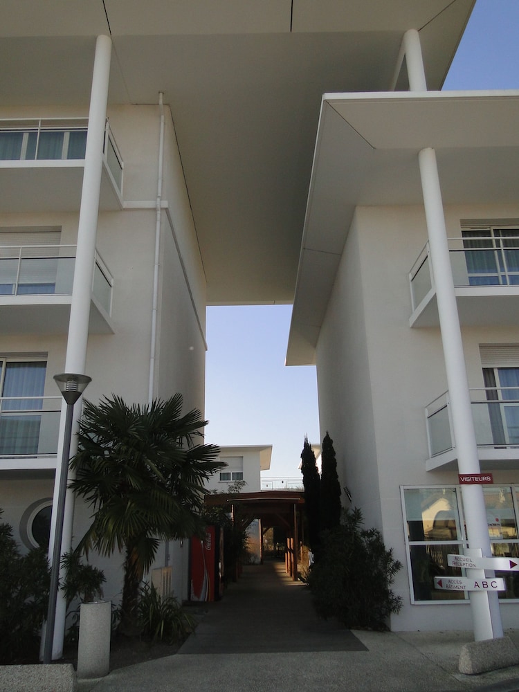 All Suites Appart Hotel Merignac