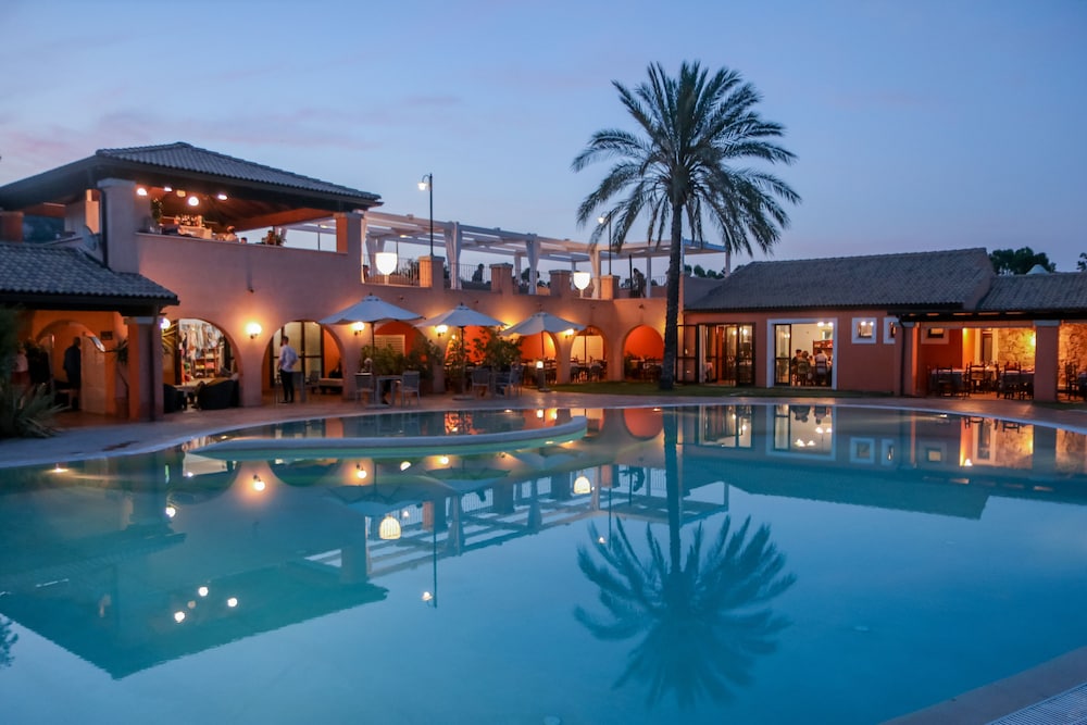 Eden Village Alma Resort