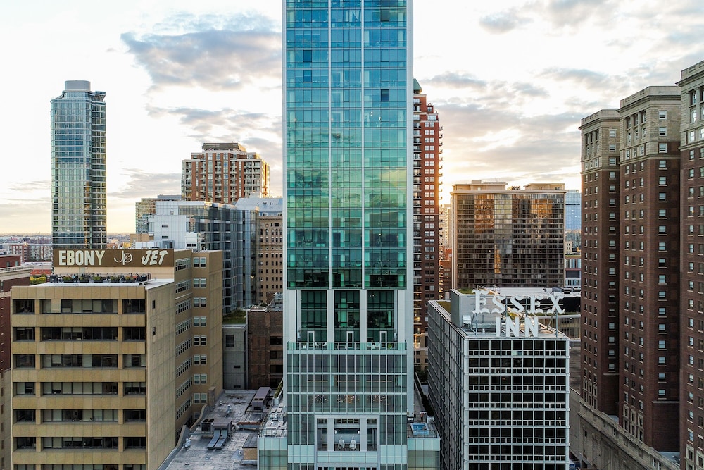 Sentral Michigan Avenue