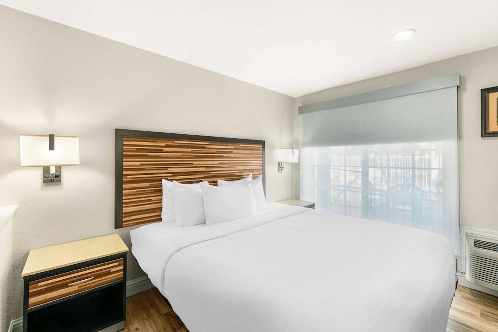 Hotel Quality Inn & Suites Sacramento, USA, Sacramento. Großes 966