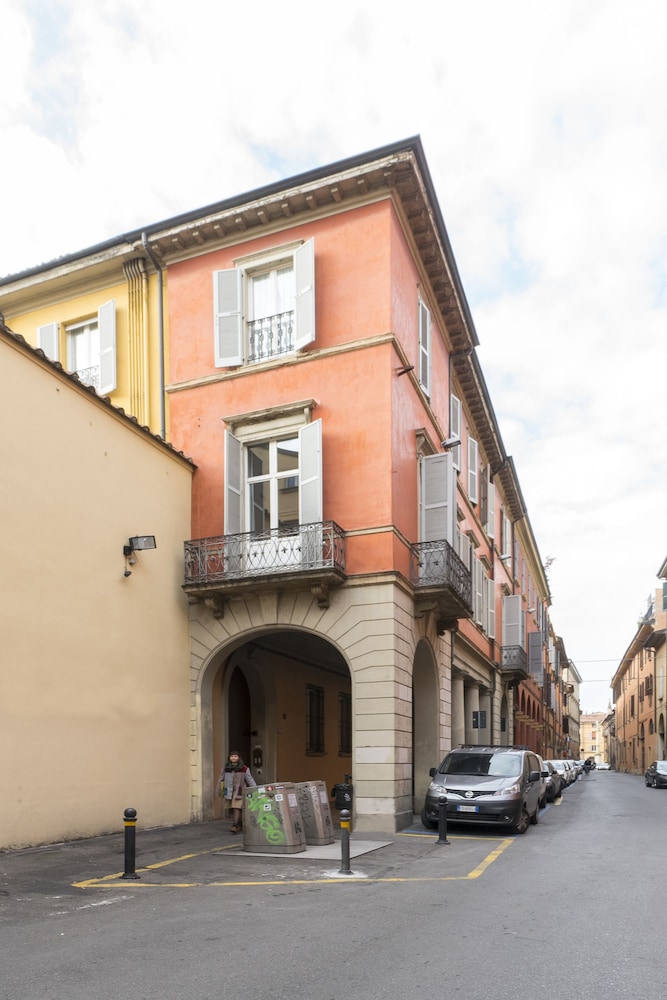 Residence Vita Studios and Apartments