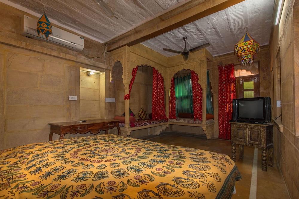 Backpacker Panda Oasis Jaisalmer