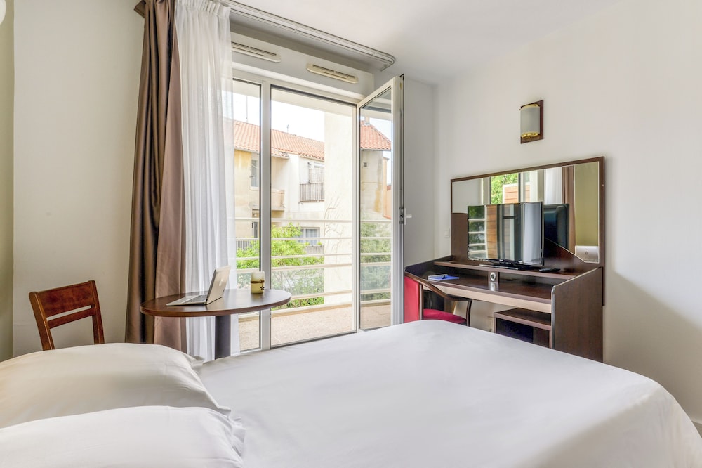 Hotel Zenitude Hotel-Residences Beziers Centre, Frankreich, Beziers. Großes 300