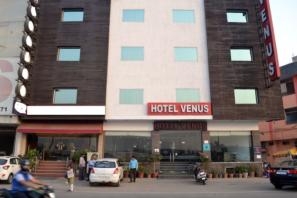 Hotel Venus Plaza