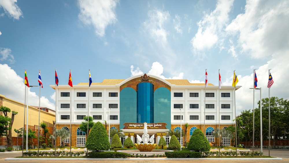 Dragon Royal Hotel