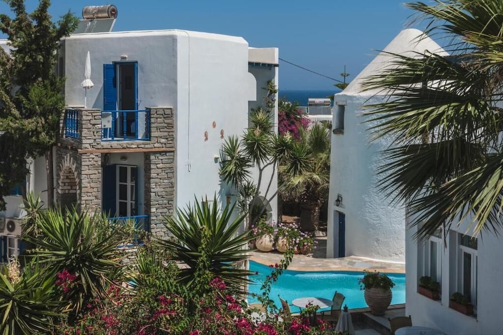 Fotilia Hotel