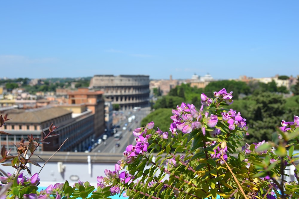 Séjour Au Mercure Roma Centro Colosseo 4*. Train Inclus