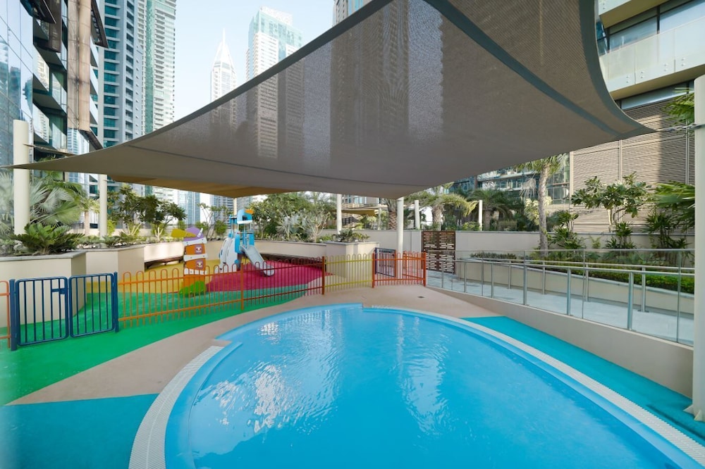 Higuests Vacation Homes - Marina Gate