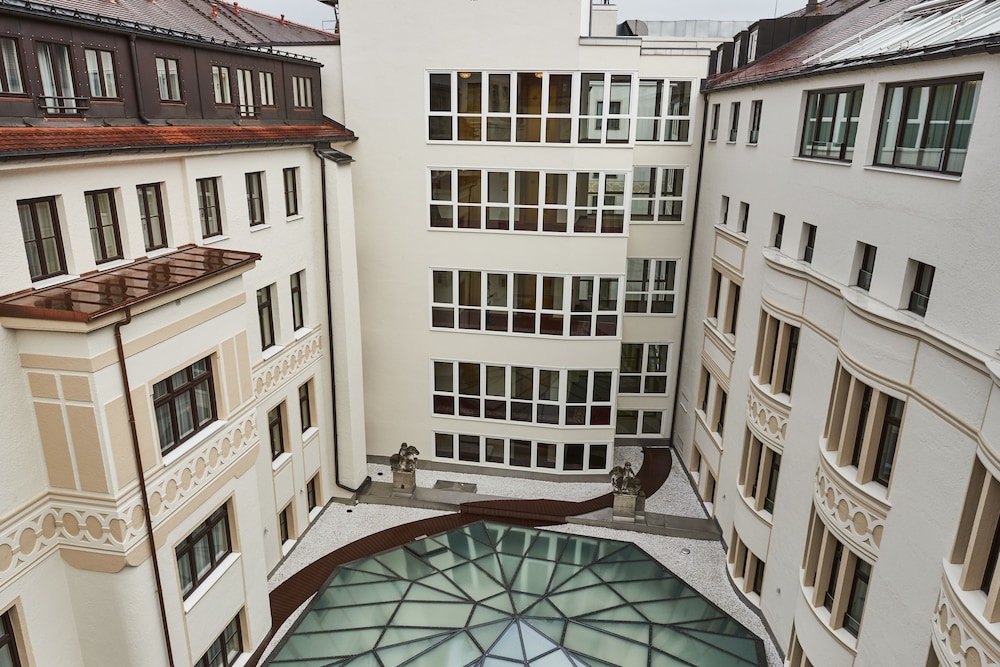 Hotel Vier Jahreszeiten Kempinski Munich