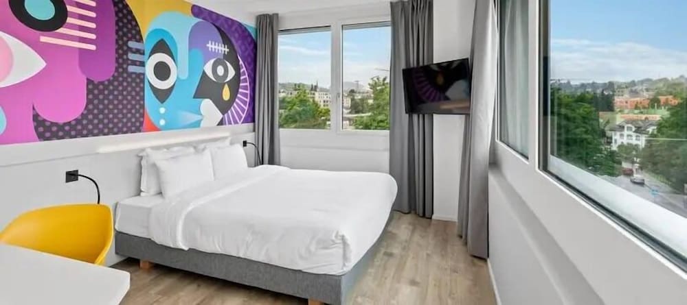 Hotel B&B Hotel St Gallen, Schweiz, St. Gallen. Großes 285