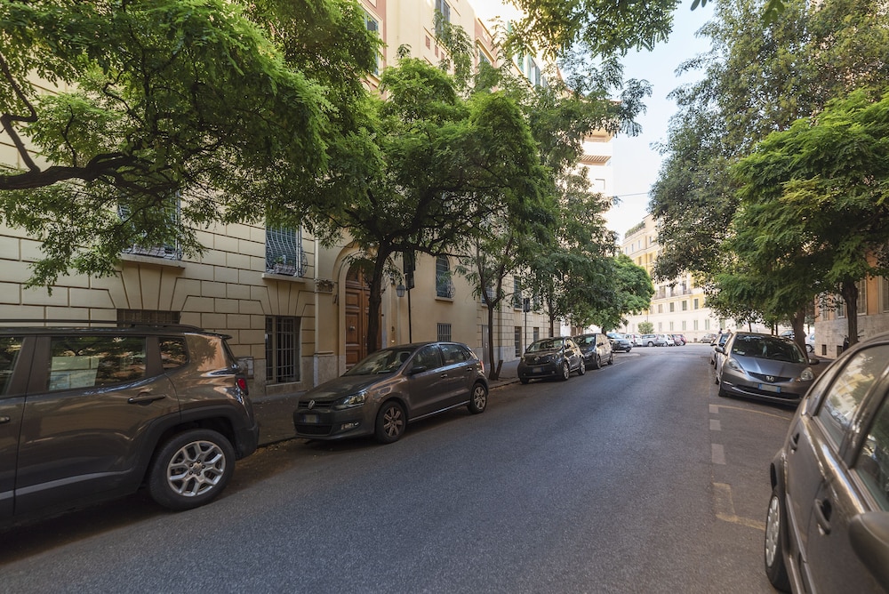 Rione Prati Apartment  - MM Lepanto