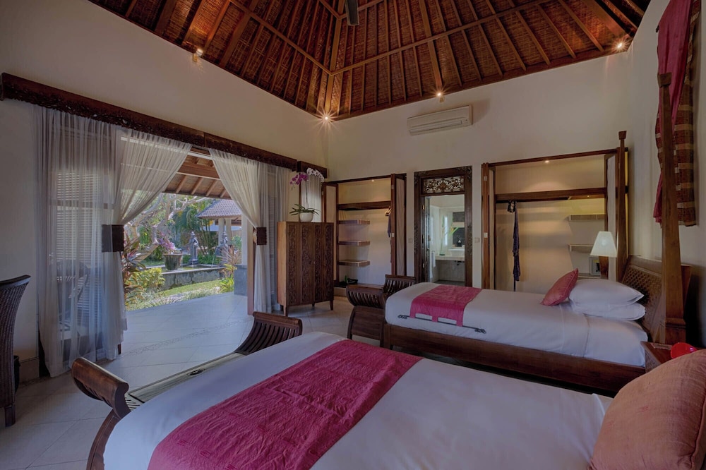 Kutus Kutus Saba Beach Villa
