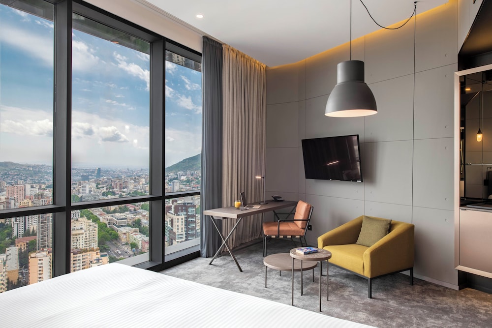 Hotel Pullman Tbilisi Axis Towers, Georgien, Tiflis. Großes 393