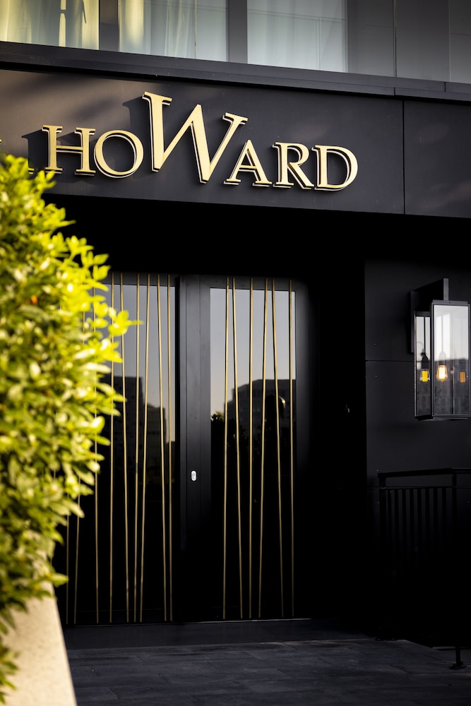 Howard Sur Seine