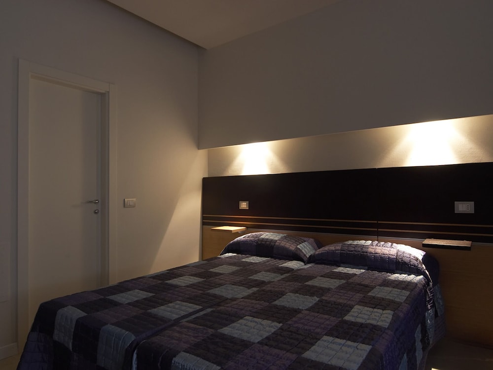 Hotel Villa Lalla, Italien, Rimini. Großes 94