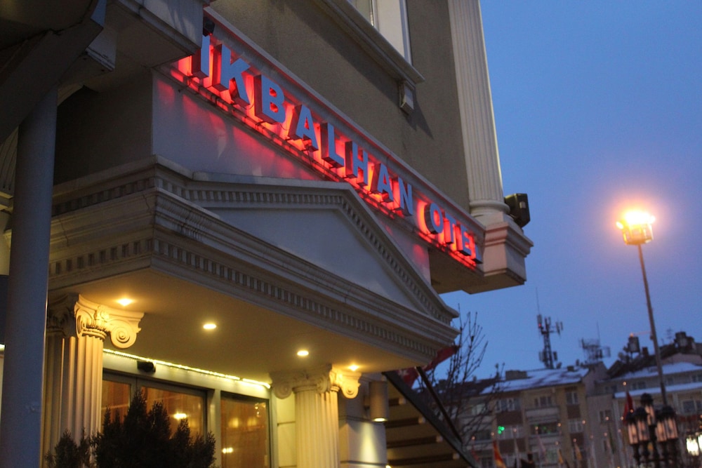 ikbalhan otel