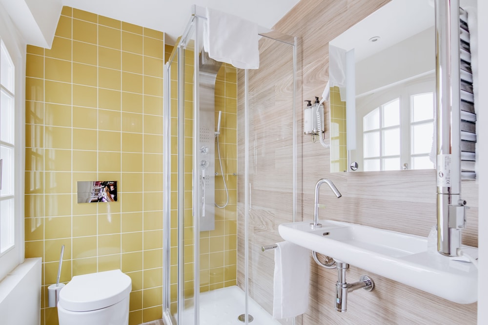 Hotel Hôtel du Jeu de Paume, Frankreich, Versailles. Großes 420