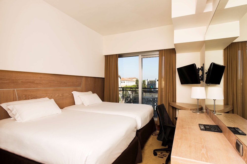 Hotel Hilton Garden Inn Rome Claridge Hotel, Italien, Rom. Großes 411
