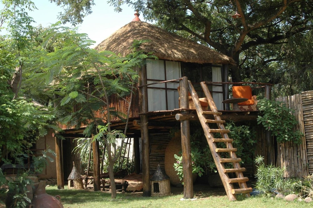 Babogaya Lake Viewpoint Lodge