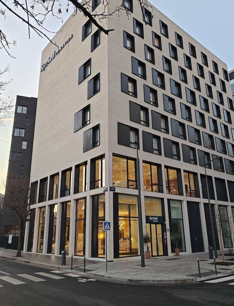 Kyriad Prestige Asnieres-Sur-Seine