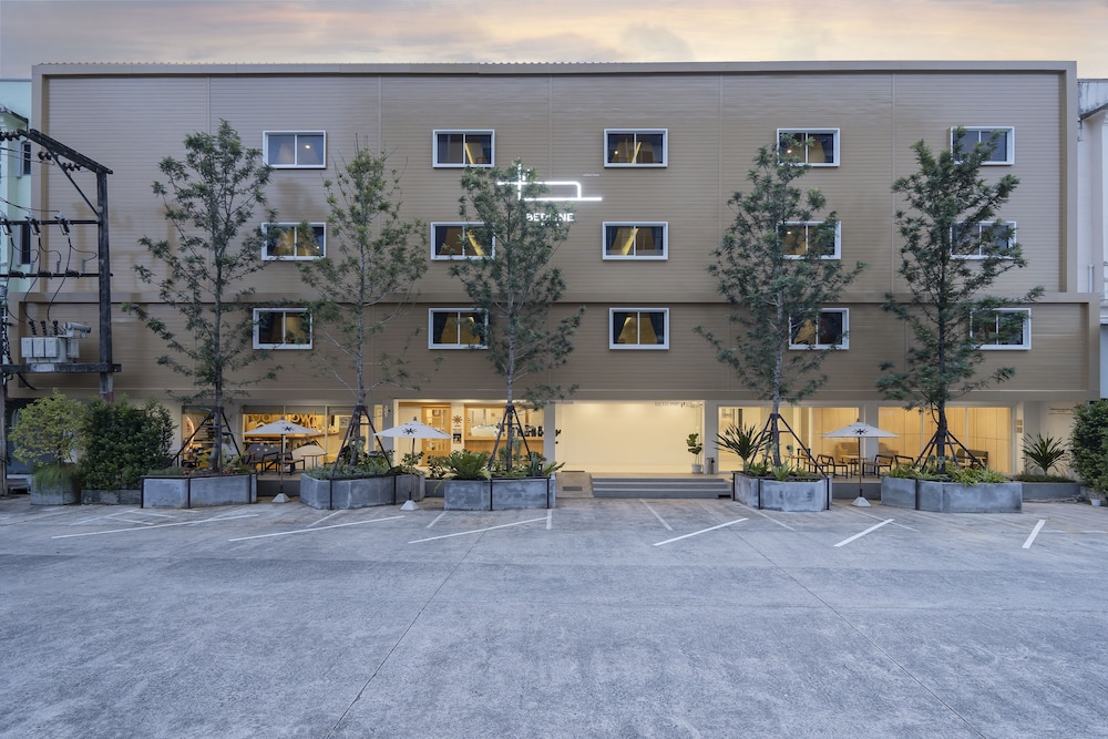 Bedline Hotel - SHA Certified