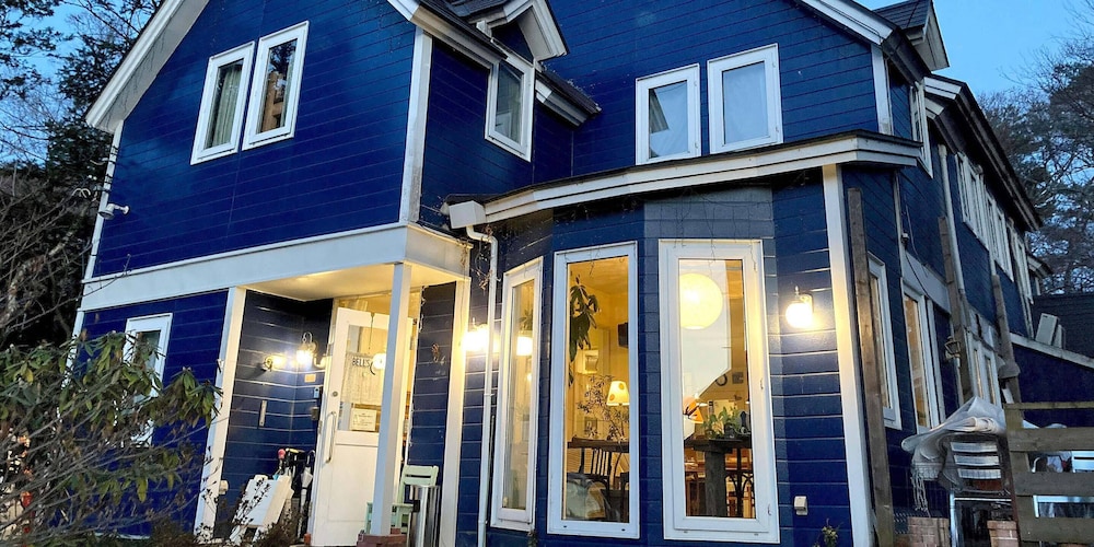 Bellscabin Cafe and Guesthouse