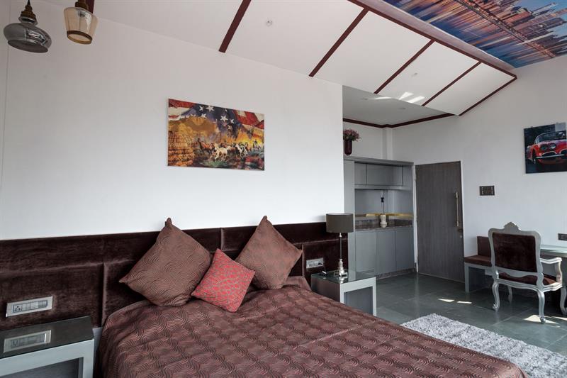 LXR Chalets