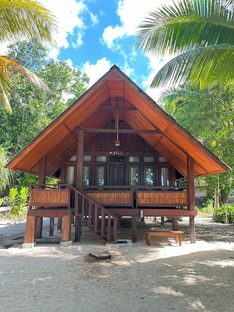 Wakatobi Patuno Diving and Beach Resort by SAHID photo 4