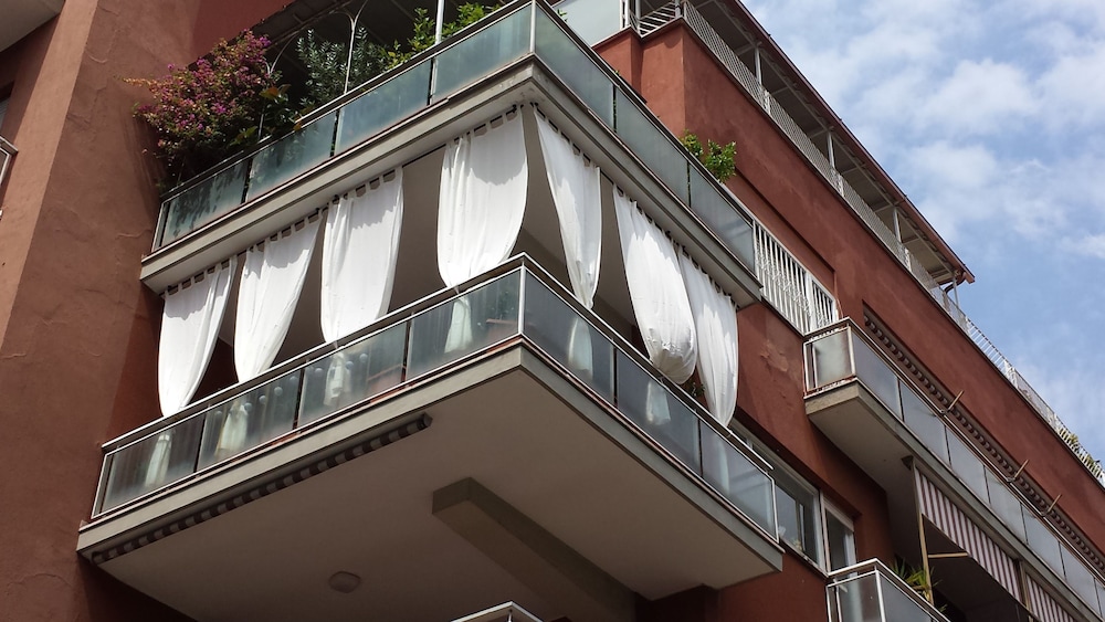 Domus Raffaello suite in Rome