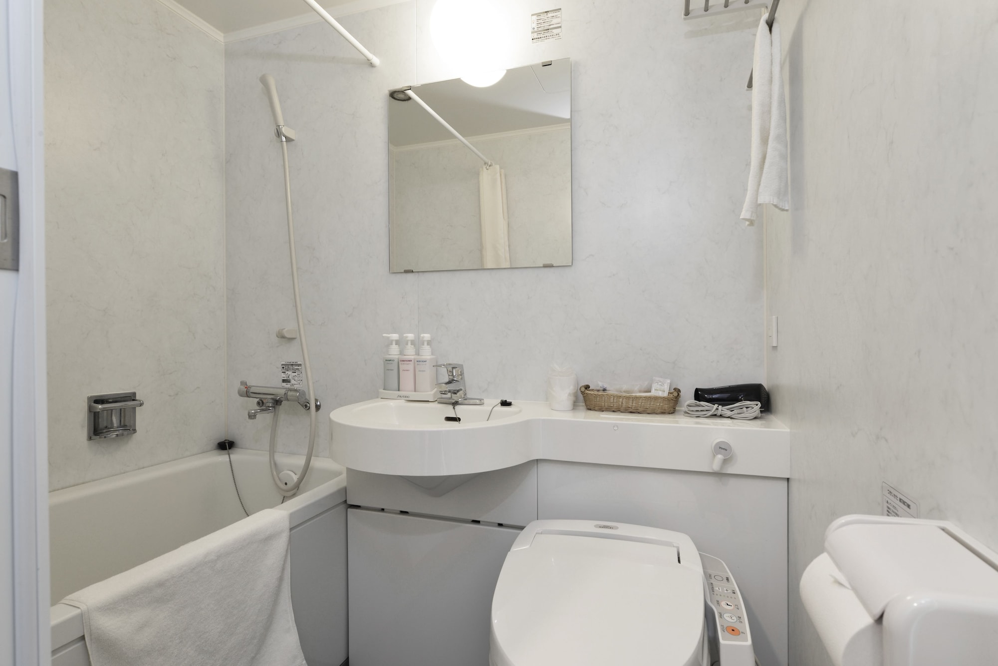 Bayside Hotel Azur Takeshiba